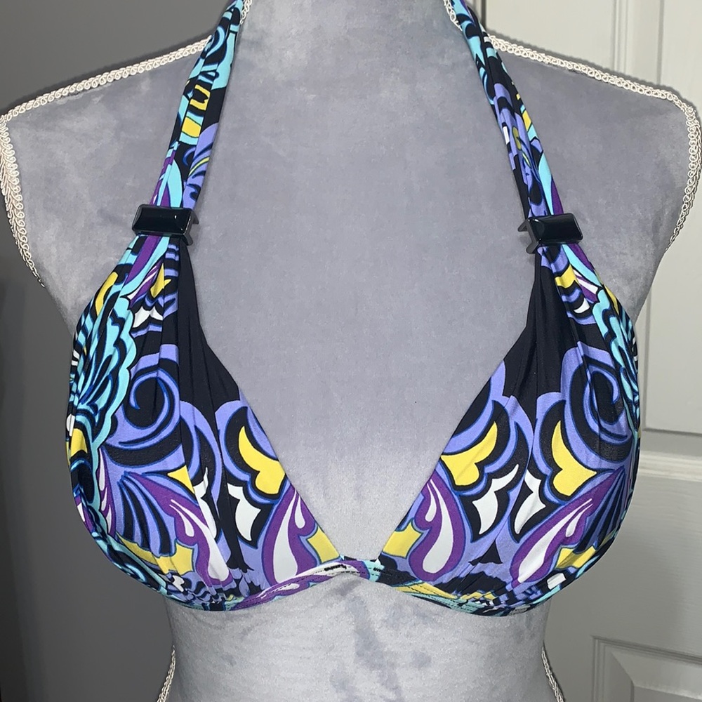 β¨EUCβ¨ Kenneth Cole Embellished Bikini Top - Picture 1 of 9